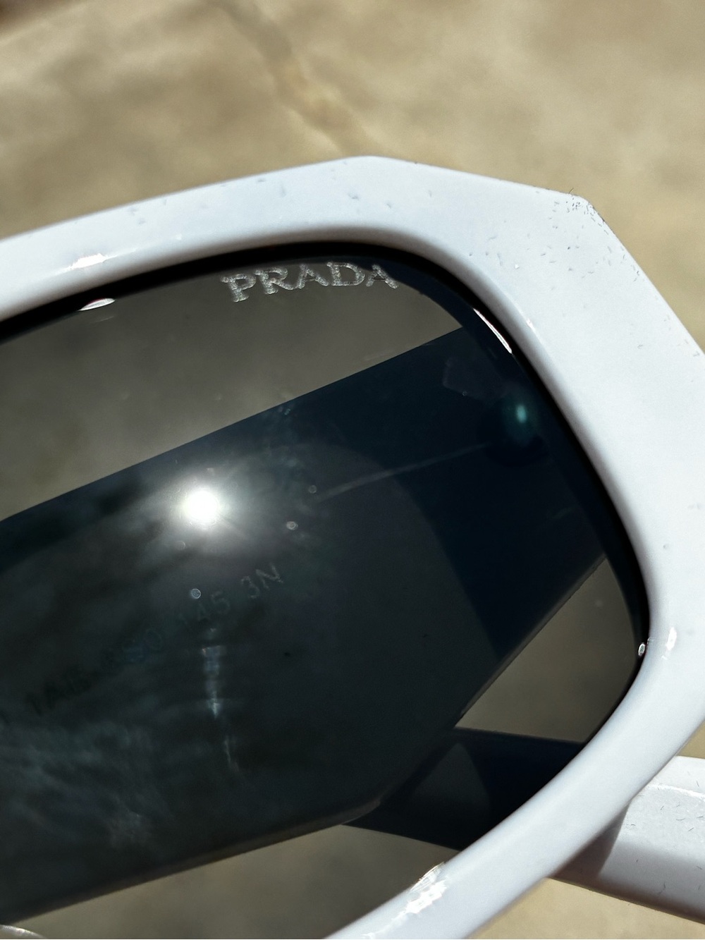 Prada sunglasses - Picture 2 of 5